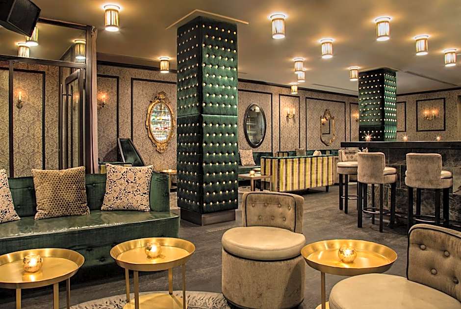 Dream Midtown by Hyatt
