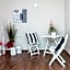 Private Rooms with Free Parking & 24h Self Check-in