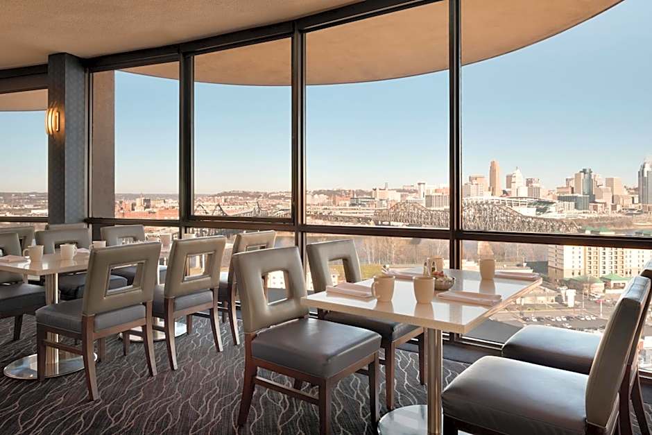 Radisson Hotel Cincinnati Riverfront