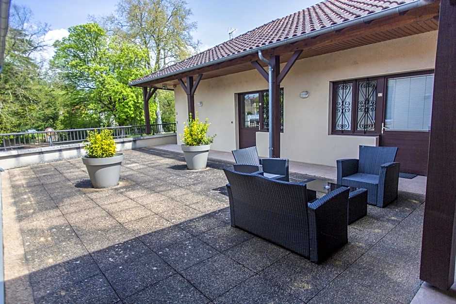 Le Victor Hugo - Hotel et Restaurant - Logis Hotels