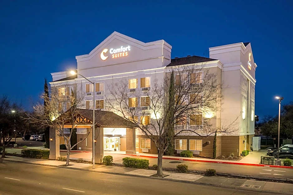 Comfort Suites Clovis - Fresno