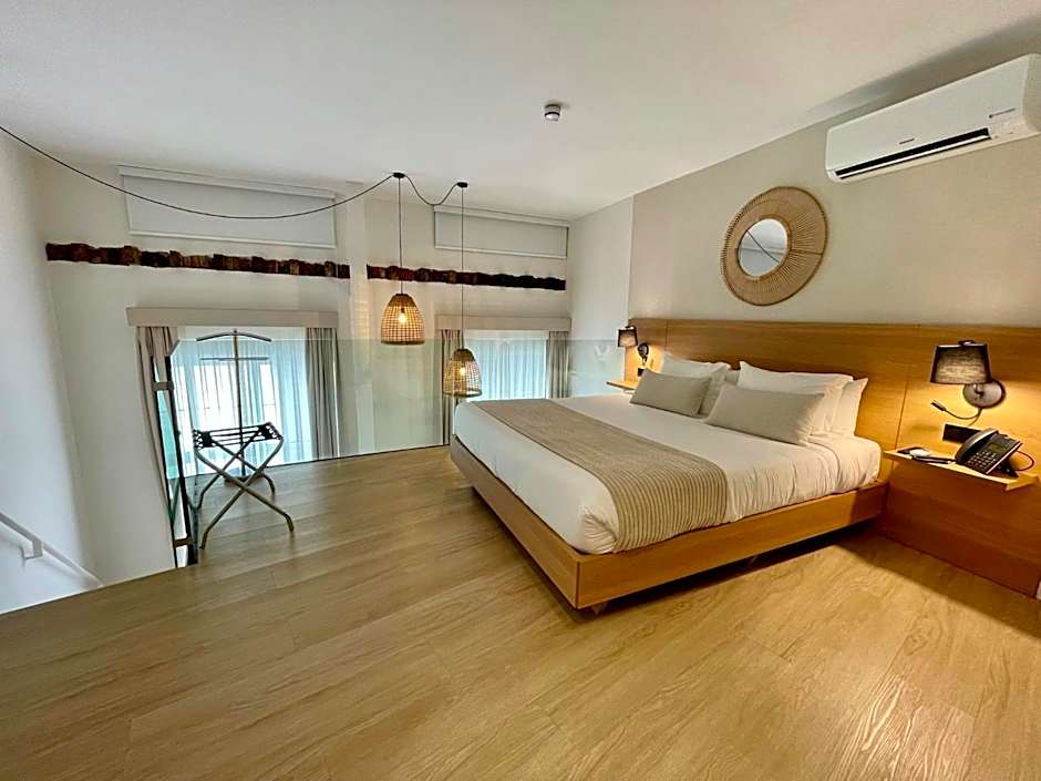 Hotel Emblemático Hi Suites