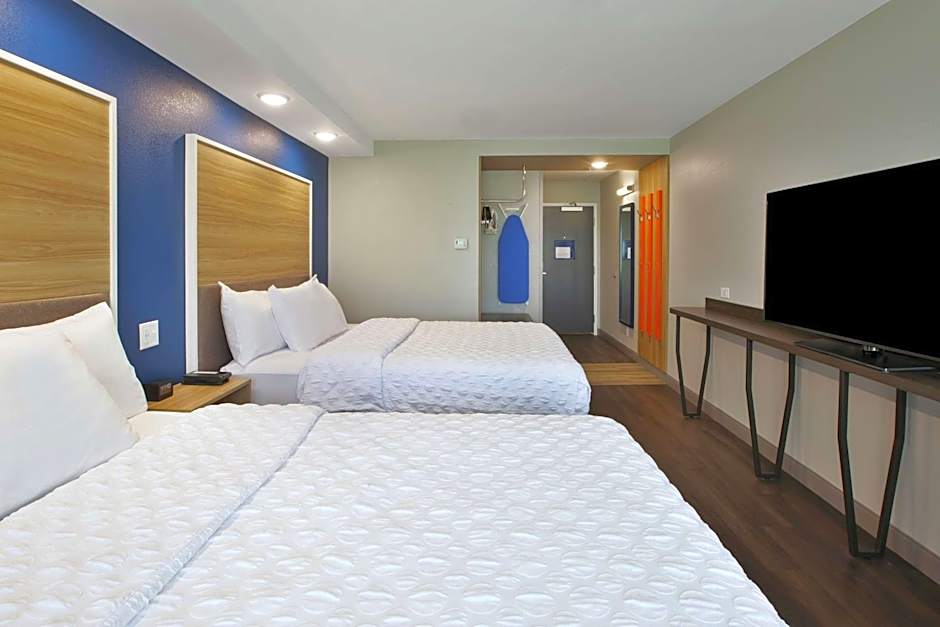 Tru by Hilton Jackson, MI