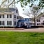 Publick House Historic Inn and Country Motor Lodge