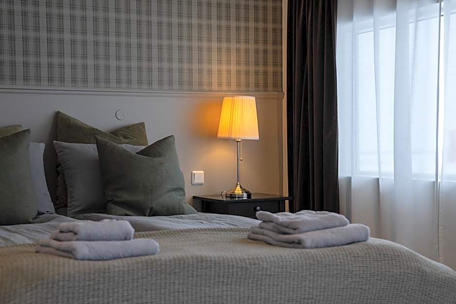 HOTEL SNAEFELLSNES formally Hotel Rjukandi