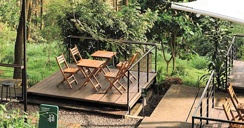 Bobocabin Pacet, Mojokerto