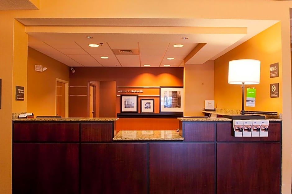 Hampton Inn By Hilton Louisville North/Clarksville