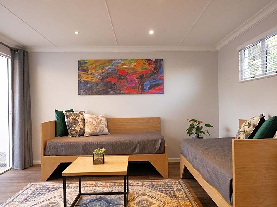 Devereux Lodge