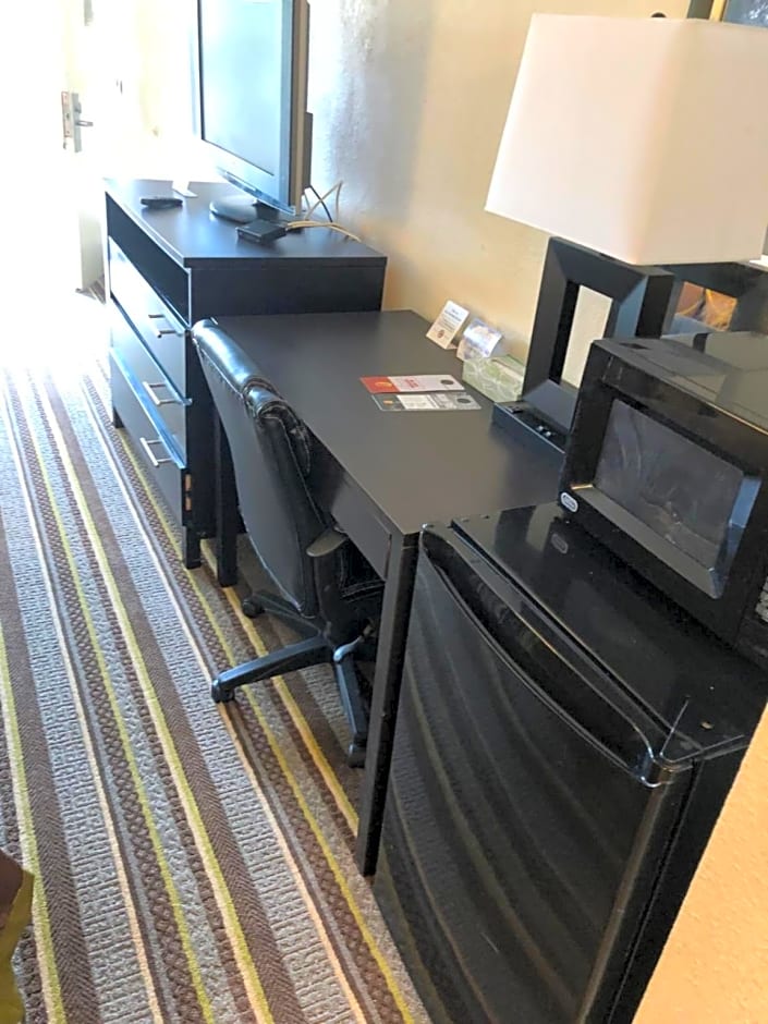 Super 8 by Wyndham Augusta