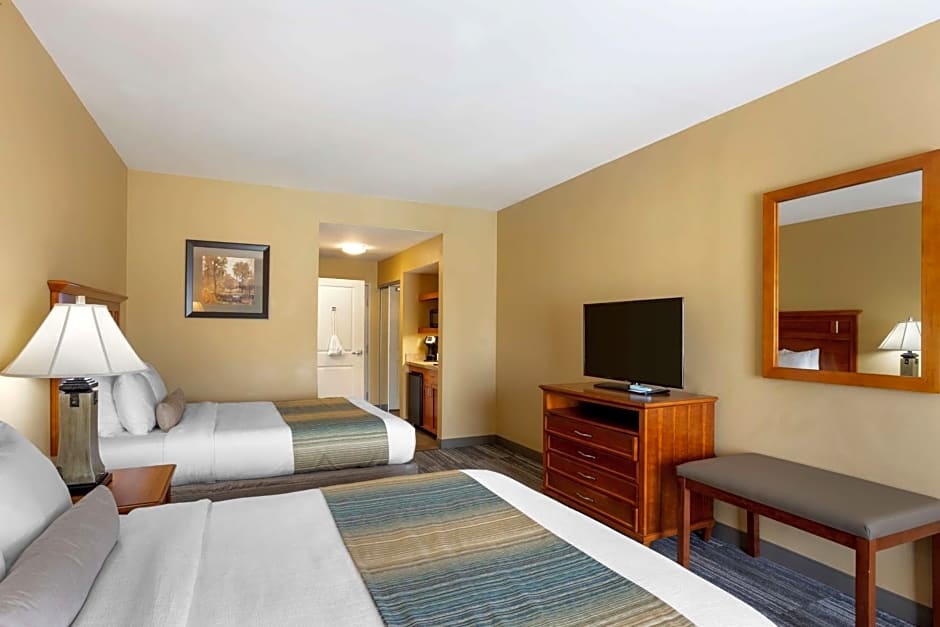 Best Western Plus University Park Inn & Suites