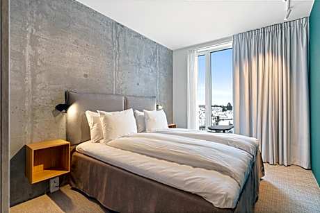 Apartment with Two Bedrooms and Balcony