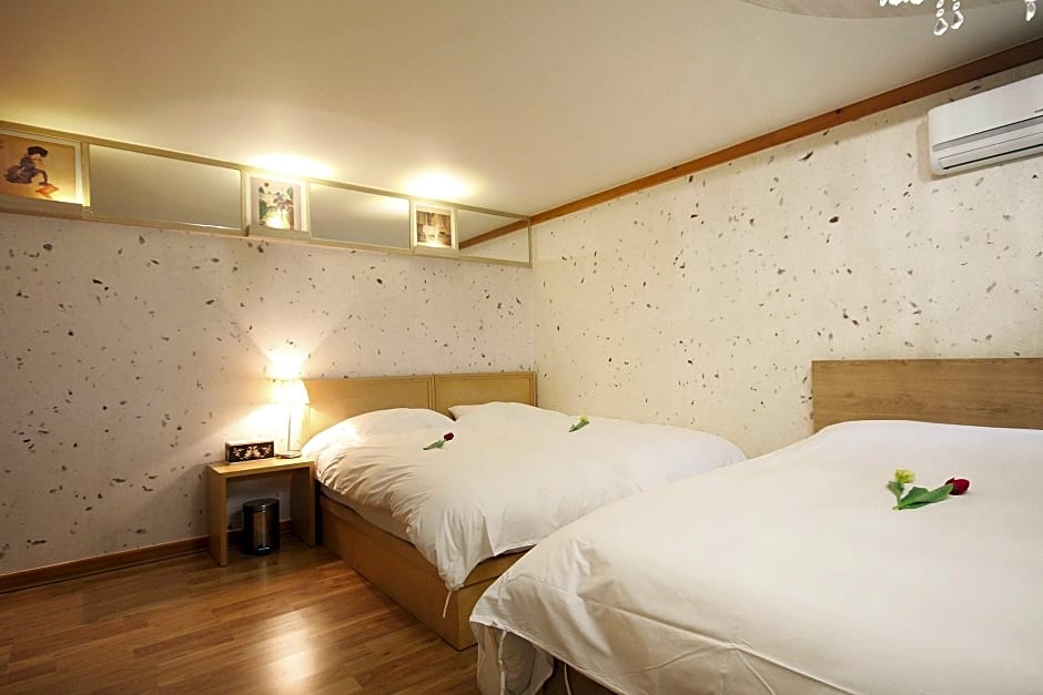 Tourist Hotel Jeonju