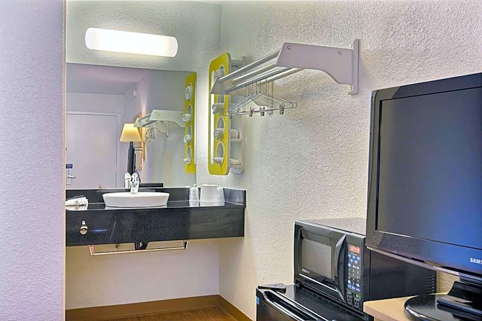 Motel 6-Tumwater, WA - Olympia