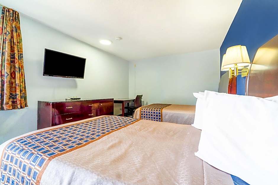 Budget Inn by OYO Frederick US-183