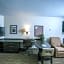 Candlewood Suites Fargo-North Dakota State University By IHG