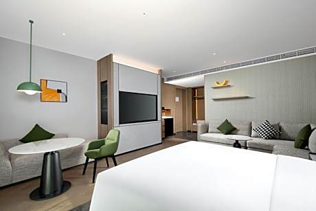 1 King Standard River View