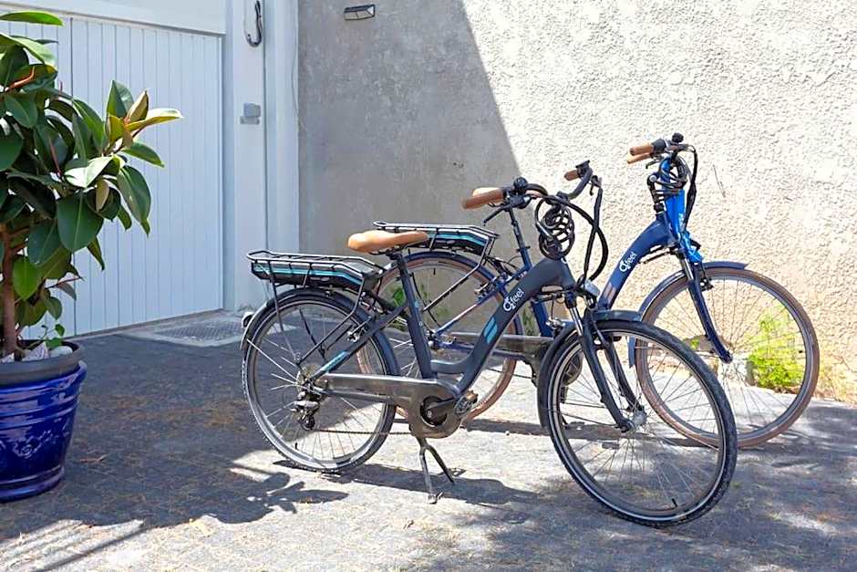 Chez Julien - Superbe maison rénovée avec piscine chauffée