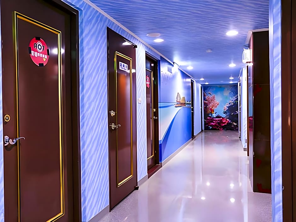 Bin City Hotel