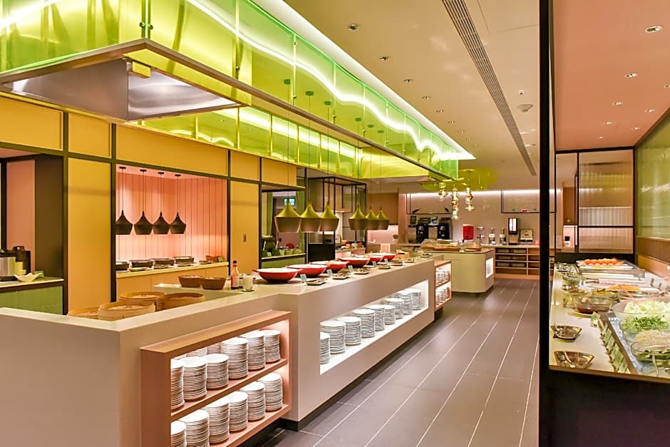 Holiday Inn Taoyuan Airport By IHG