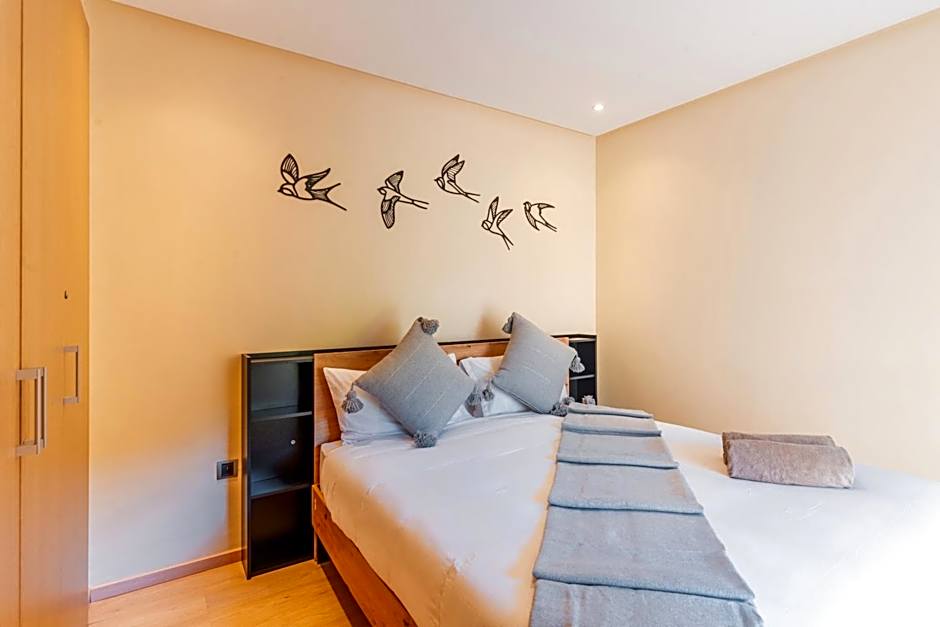 Relax Front Of Pool-Garden-Fibre