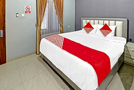 Super OYO 90767 Gm Guest House