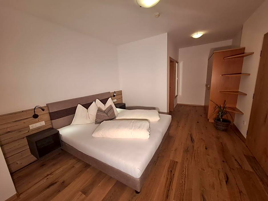 Alpenspitz Appartements - Garni - B&B