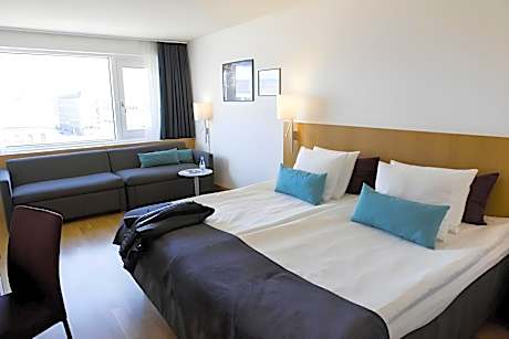 Superior Family Room