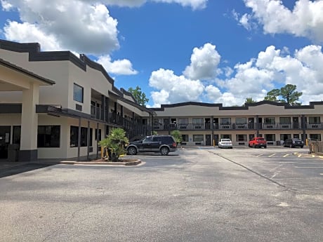 SureStay Hotel by Best Western Conway