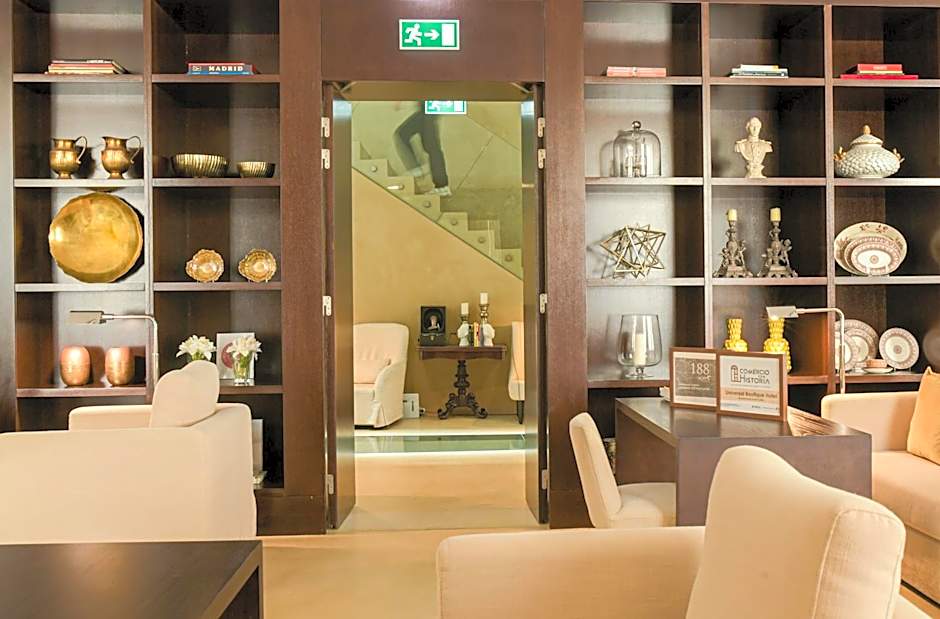 Universal Boutique Hotel