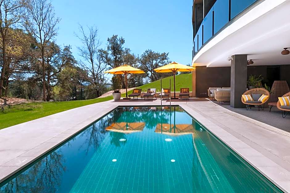 LAVIDA Hotel at Camiral, a Quinta do Lago Resort