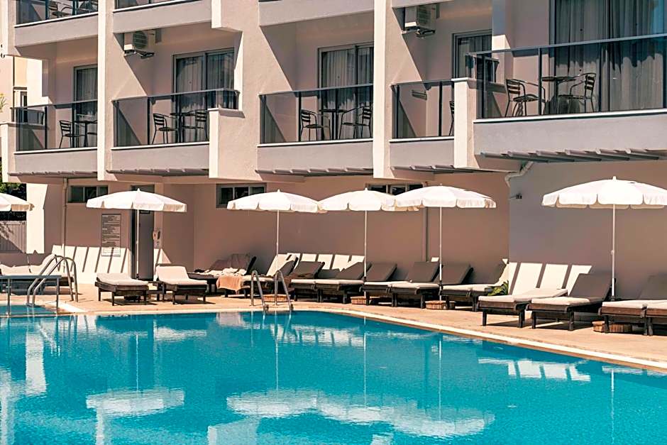 Blue Diamond Alya Hotel