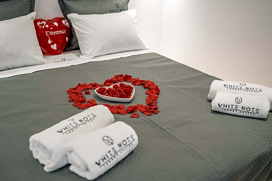 White Note Luxury Suites