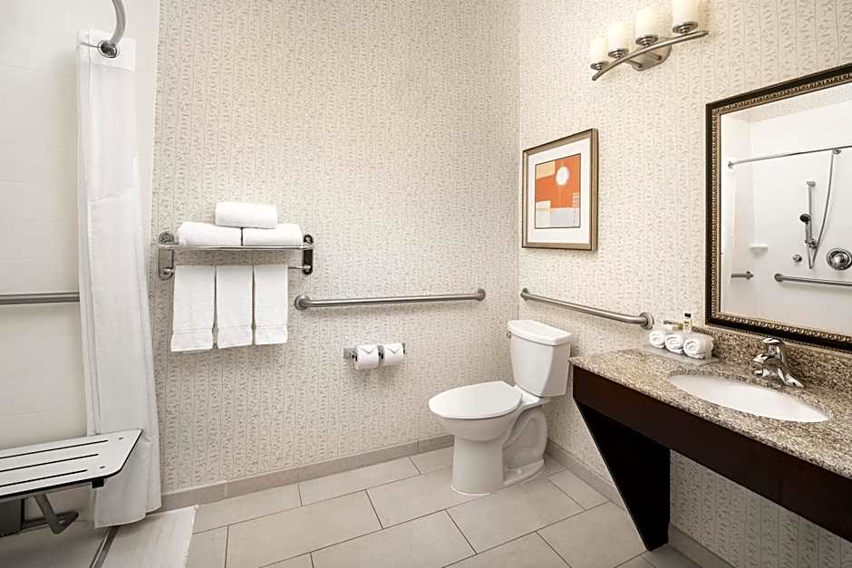 Holiday Inn Express Uvalde By IHG