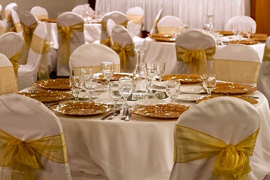 Holiday Inn Victorville By IHG