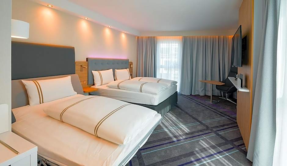 Premier Inn Mannheim City Centre