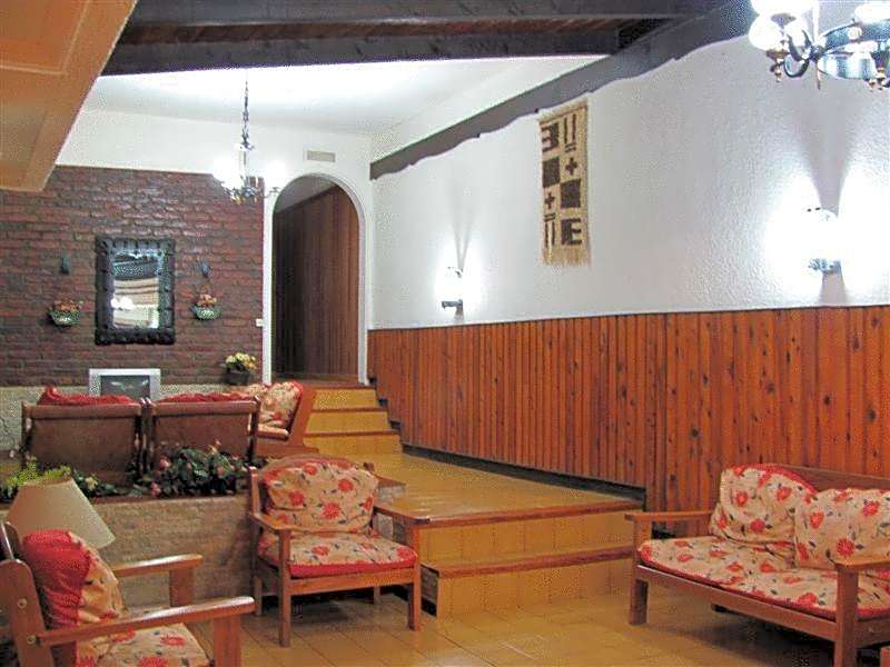 Ruca Cheli Village Ski Hotel