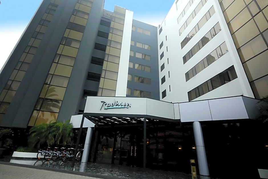 Radisson Hotel Plaza del Bosque