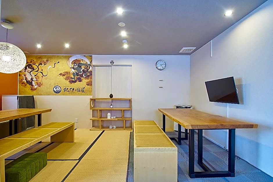MARUYA Private Condominium