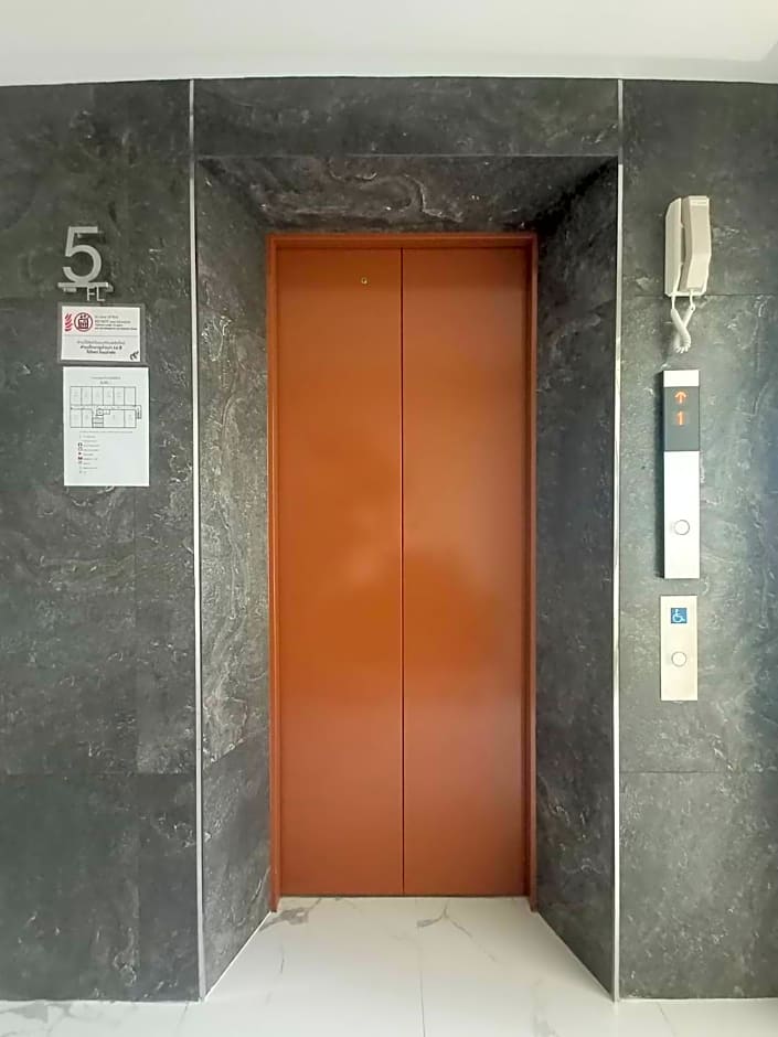 The 9 Residence Hotel