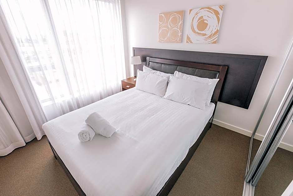 Newcastle Central Plaza Apartment Hotel Official