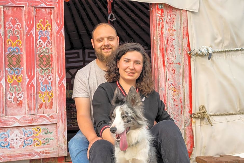 Logements insolites à la ferme - Yourte, Kota ou Pod