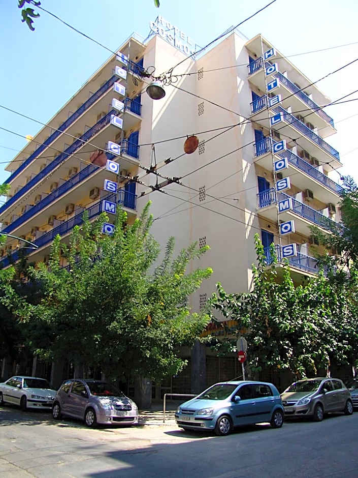 Hotel Cosmos