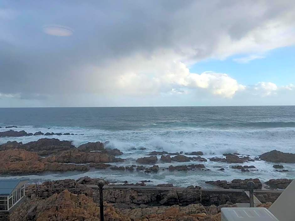The Point Hotel & Spa