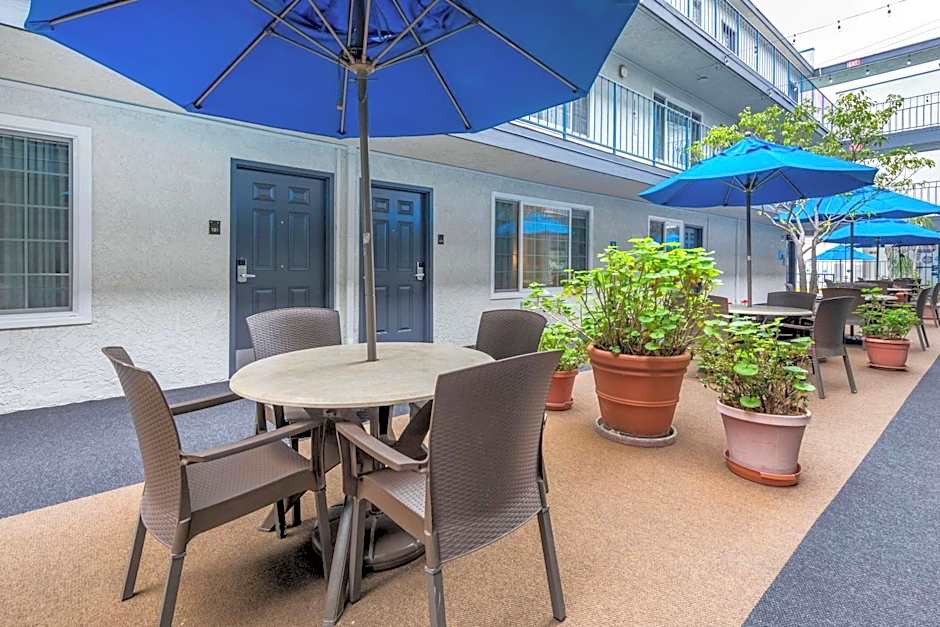 Comfort Inn Santa Monica - West Los Angeles
