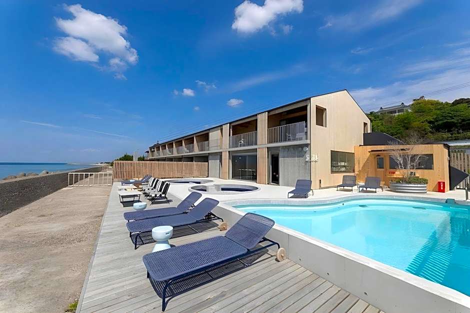 KAMOME SLOW HOTEL