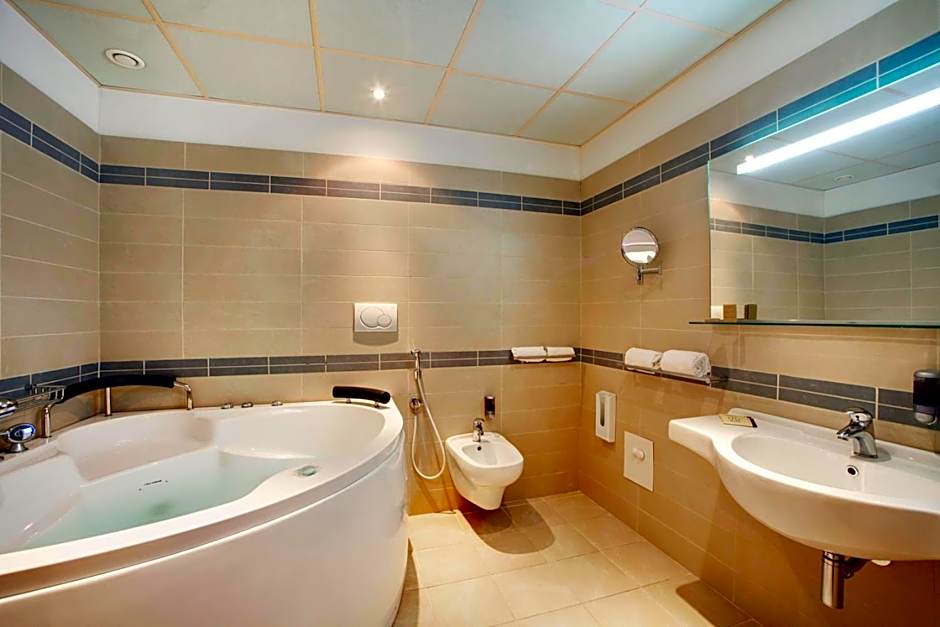 Cocca Hotel Royal Thai Spa