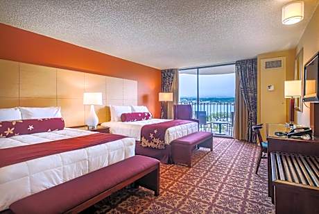 2 Queen Beds Mobility/Hearing Access Room Roll-In Shower Ocean View NSMK