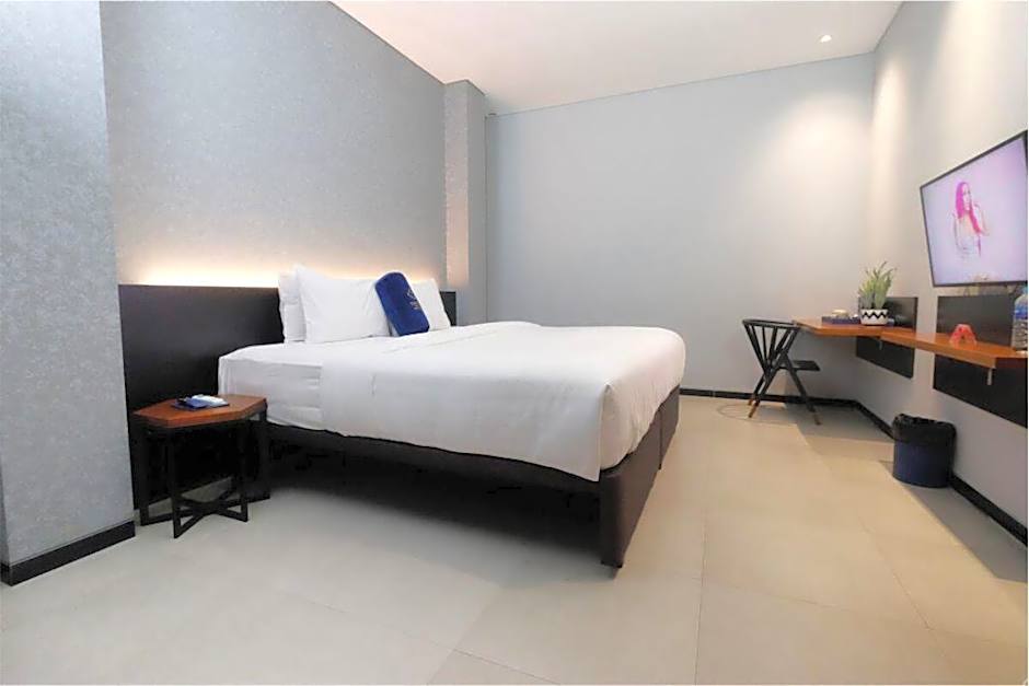 Hotel Youstay Semarang by Sinergi