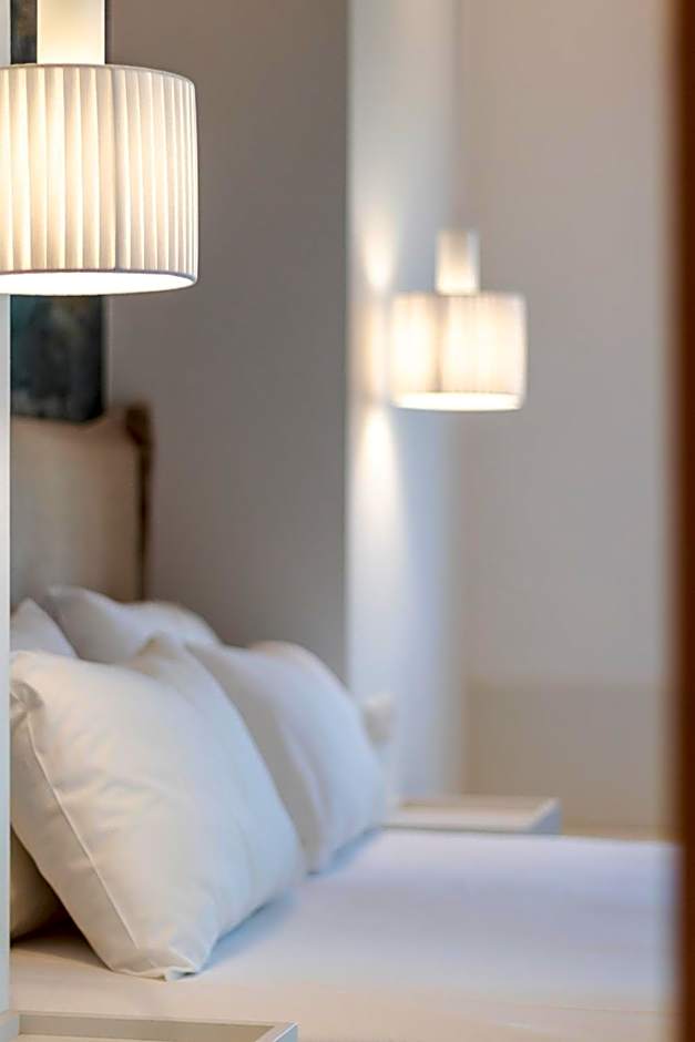 Peroulia Beach Houses