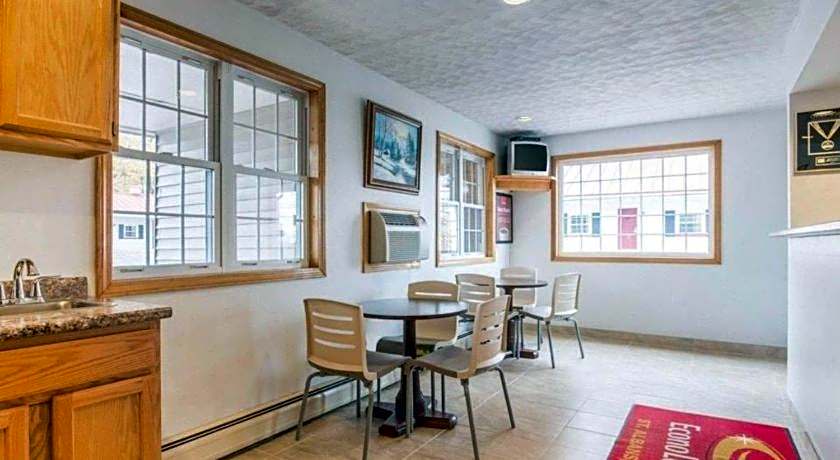 Econo Lodge Saint Albans